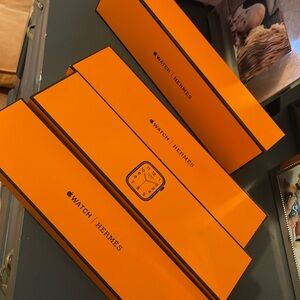 Hermes x Apple Watch box